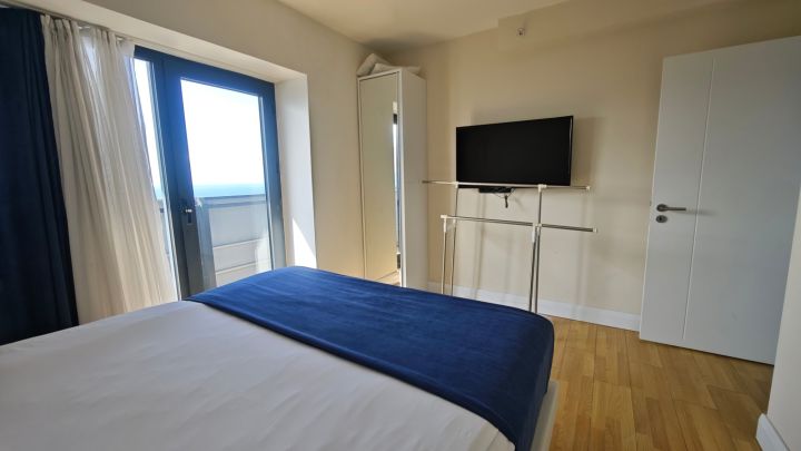 3 bedroom apartment with direct sea view for sale — Photo 5
